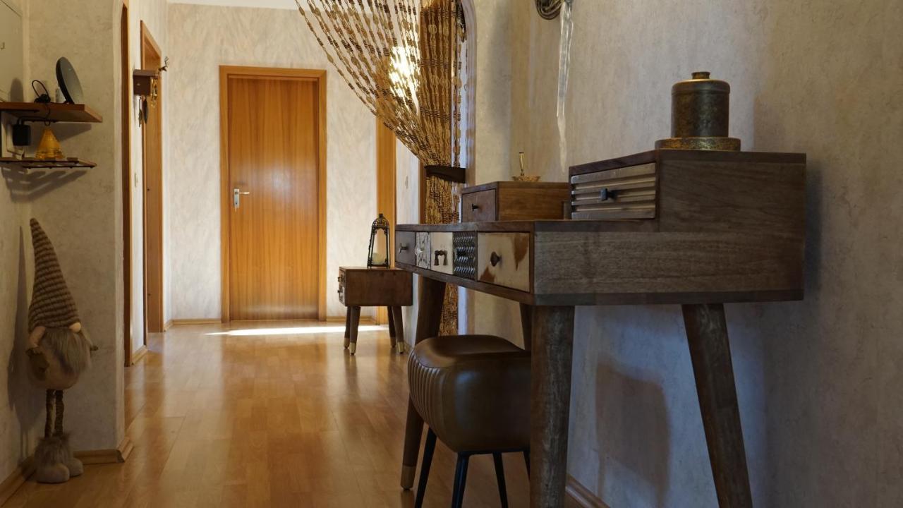 Grosszuegige Wohnung Mit Terrasse Und Gartenzugang - Das Komplette Erdgeschoss Bindlach Extérieur photo