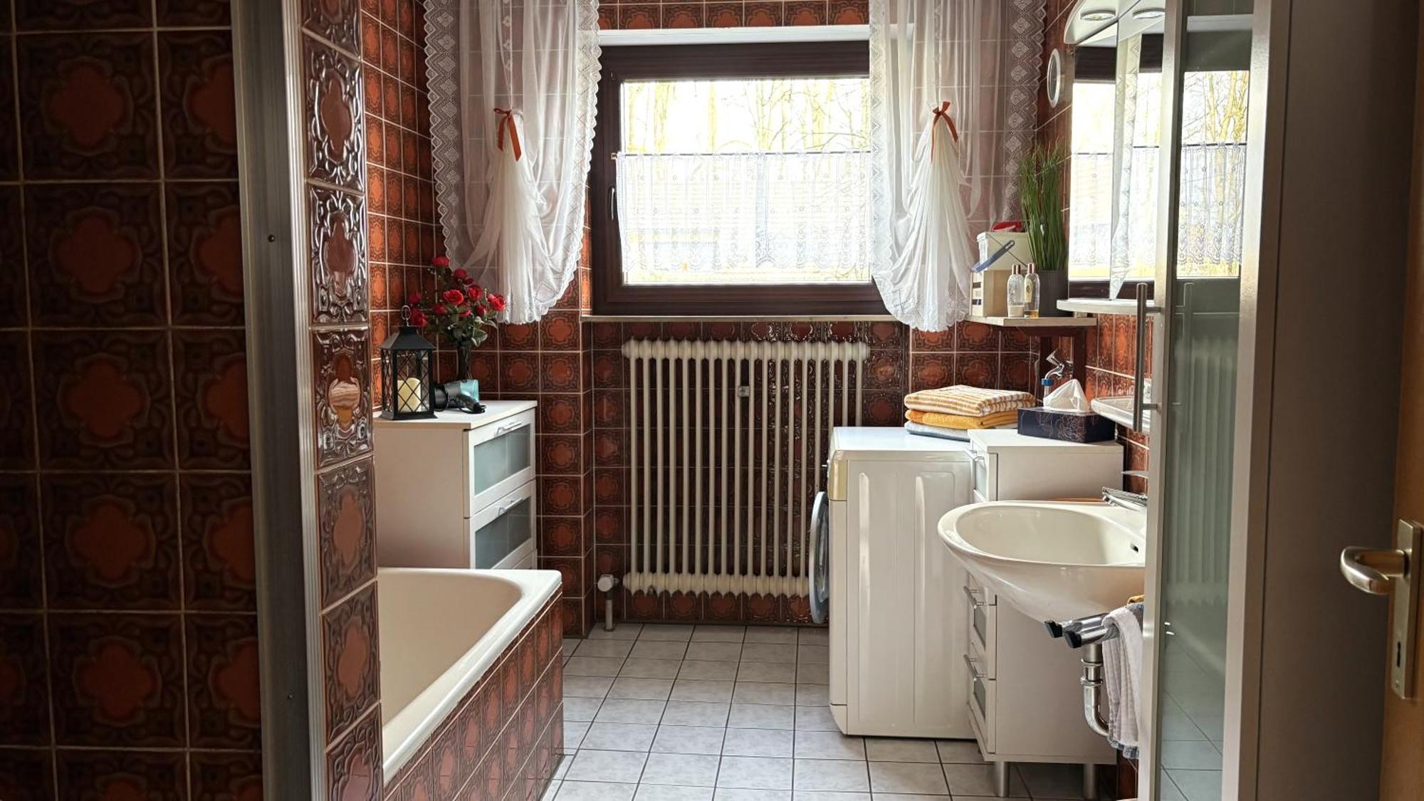 Grosszuegige Wohnung Mit Terrasse Und Gartenzugang - Das Komplette Erdgeschoss Bindlach Extérieur photo
